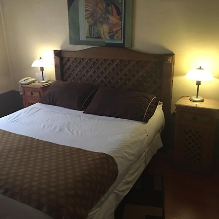 Hotel Quito Santiago de Chile Zewnętrze zdjęcie